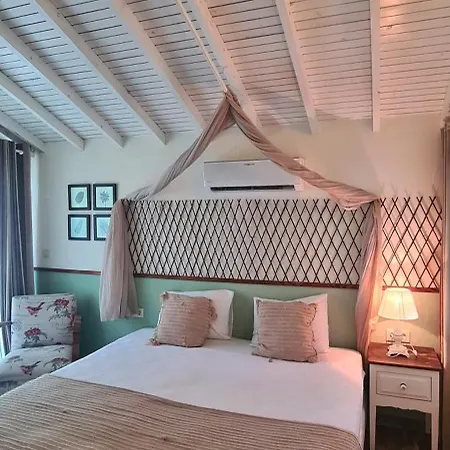 Mon Ilıca Otel Çeşme