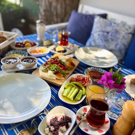 Mon Ilica * Çeşme